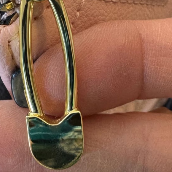 BETSEY JOHNSON Pink & Gray Large Zipper Diaper Bag 16" x 13" x 6" Roses - Picture 10 of 11